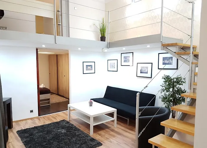Kazinczy Apartment